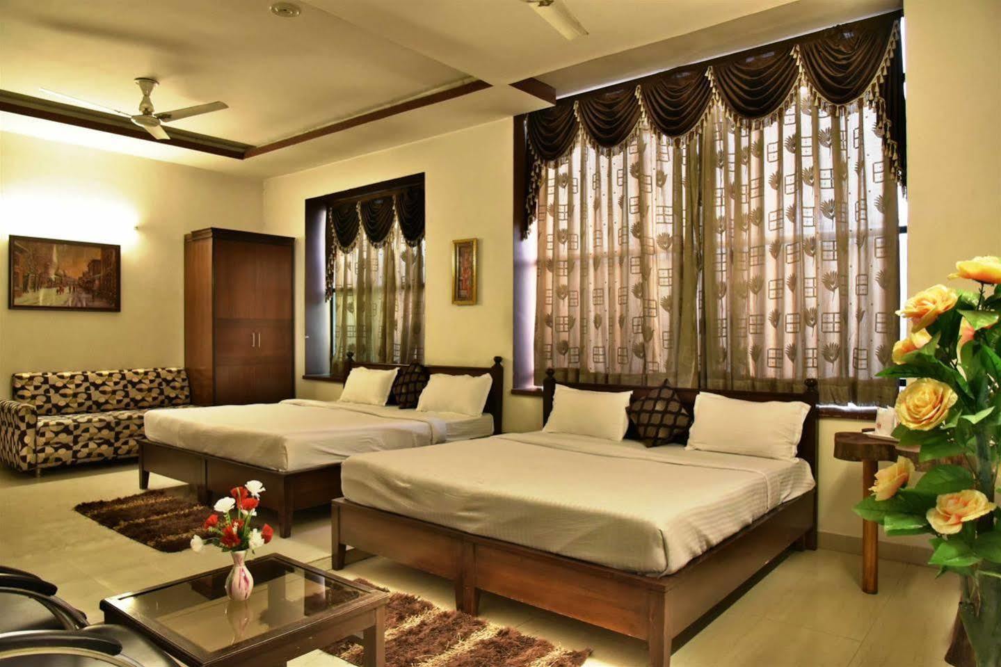 Hotel Hk Continental Amritsar Exteriér fotografie